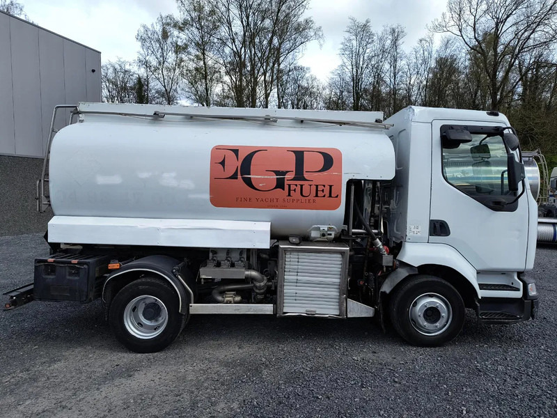 Renault Midlum 220 8000L FUEL / CARBURANT TANK - 3 COMP/ A LAMES - Tank truck: picture 4 Renault Midlum 220 8000L FUEL / CARBURANT TANK - 3 COMP/ A LAMES - Tank truck: picture 4