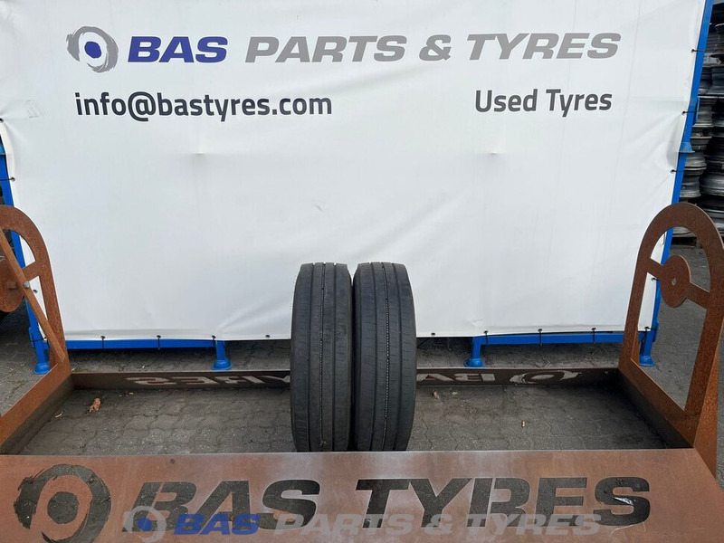 Bridgestone Bridgestone 205/75R17.5 Duravis R-Steer002 124/122 M M+S 3PMSF gebruikte set - Tire for Truck: picture 1 Bridgestone Bridgestone 205/75R17.5 Duravis R-Steer002 124/122 M M+S 3PMSF gebruikte set - Tire for Truck: picture 1