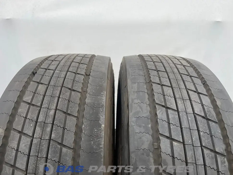 Bridgestone Bridgestone 315/70R22.5 DURAVIS R-STEER002 156/154 M M+S 3PMSF gebruikte set - Tire for Truck: picture 2 Bridgestone Bridgestone 315/70R22.5 DURAVIS R-STEER002 156/154 M M+S 3PMSF gebruikte set - Tire for Truck: picture 2