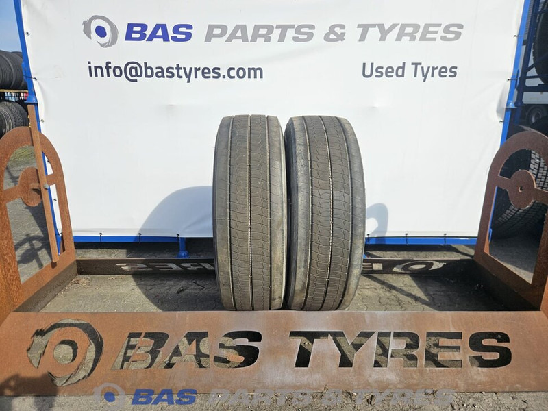 Bridgestone Bridgestone 315/70R22.5 H-STEER002 ECOPIA 156/154 M M+S 3PMSF gebruikte set - Tire for Truck: picture 1 Bridgestone Bridgestone 315/70R22.5 H-STEER002 ECOPIA 156/154 M M+S 3PMSF gebruikte set - Tire for Truck: picture 1