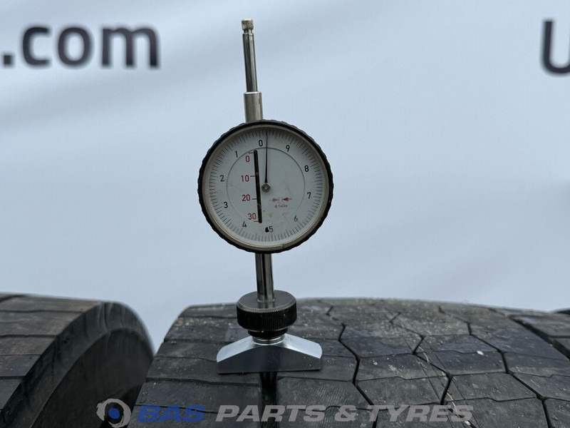 Bridgestone Bridgestone 315/80R22.5 Ecopia Drive Enliten 154/150 M+S 3PMSF gebruikte set - Tire for Truck: picture 3 Bridgestone Bridgestone 315/80R22.5 Ecopia Drive Enliten 154/150 M+S 3PMSF gebruikte set - Tire for Truck: picture 3