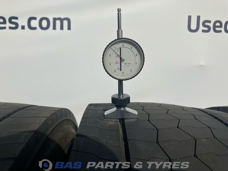 Bridgestone - Tire for Truck: picture 3 Bridgestone - Tire for Truck: picture 3