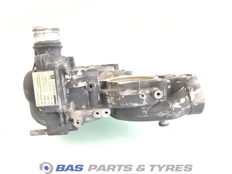 DAF Koelvloeistofpomp DAF 1919875 - Coolant pump for Truck: picture 2 DAF Koelvloeistofpomp DAF 1919875 - Coolant pump for Truck: picture 2