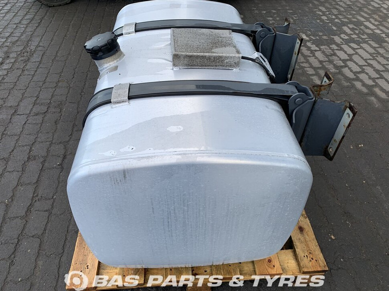 DAF - Fuel tank for Truck: picture 2 DAF - Fuel tank for Truck: picture 2