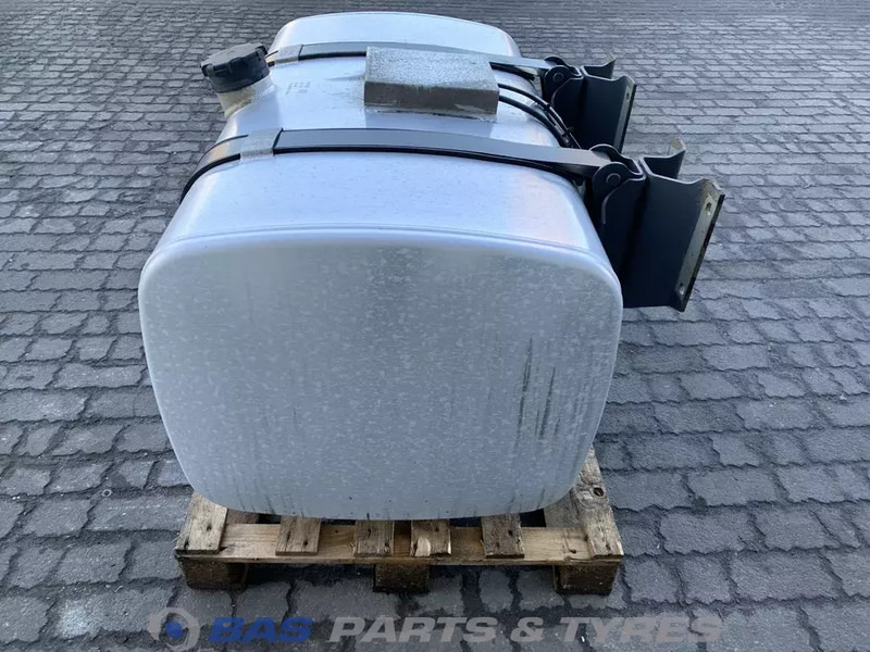 DAF - Fuel tank for Truck: picture 2 DAF - Fuel tank for Truck: picture 2