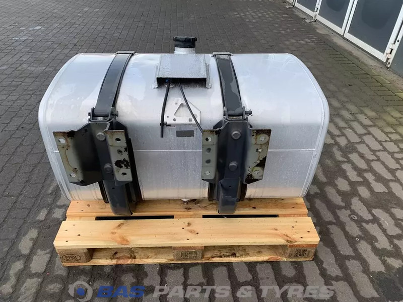 DAF - Fuel tank for Truck: picture 3 DAF - Fuel tank for Truck: picture 3