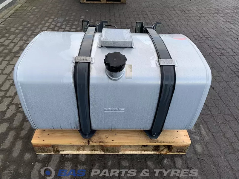 DAF - Fuel tank for Truck: picture 1 DAF - Fuel tank for Truck: picture 1
