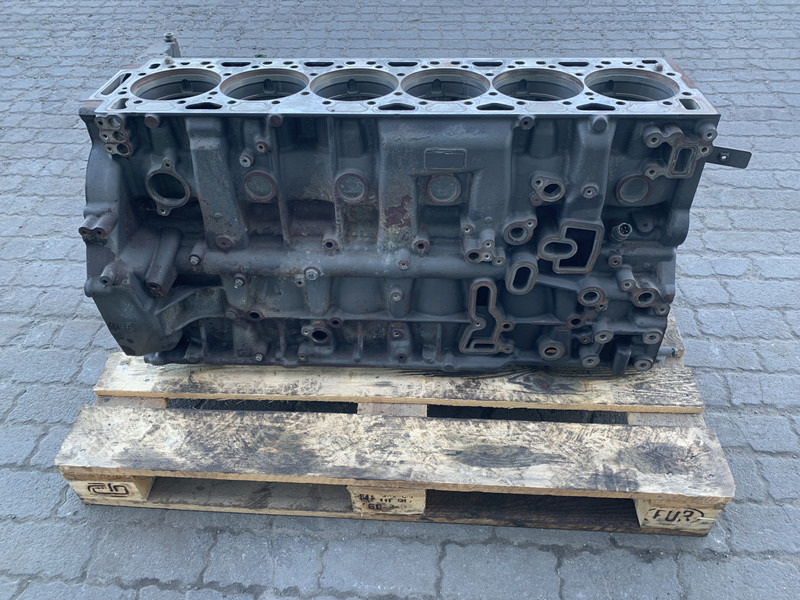 DAF - Engine and parts for Truck: picture 1 DAF - Engine and parts for Truck: picture 1