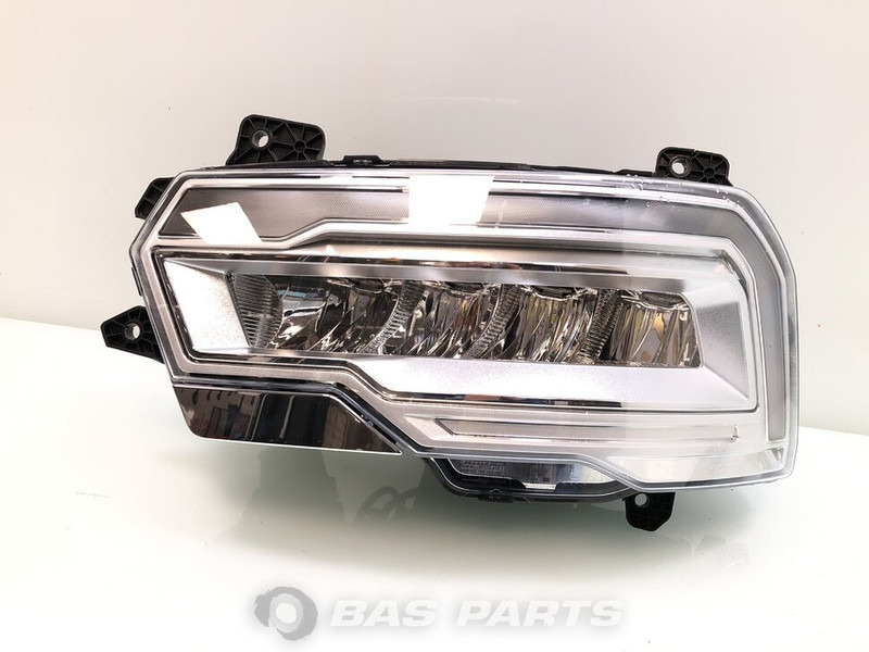 DAF XG - Headlight for Truck: picture 1 DAF XG - Headlight for Truck: picture 1