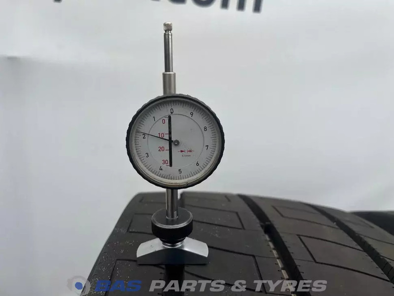 Firestone Firestone 315/70R22.5 FS424 EVO 156/150 M+S 3PMSF gebruikte set - Tire for Truck: picture 3 Firestone Firestone 315/70R22.5 FS424 EVO 156/150 M+S 3PMSF gebruikte set - Tire for Truck: picture 3