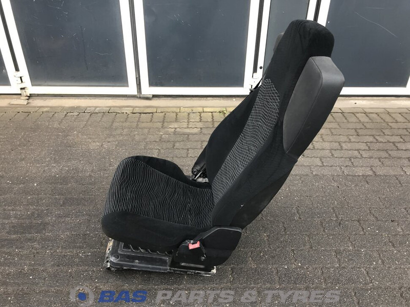 Mercedes-Benz Actros MP4 Bijrijdersstoel Mercedes A 960 910 38 03 - Seat for Truck: picture 2 Mercedes-Benz Actros MP4 Bijrijdersstoel Mercedes A 960 910 38 03 - Seat for Truck: picture 2
