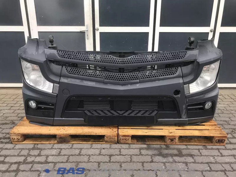 Mercedes-Benz Actros MP4 Bumper Mercedes A 960 310 23 22 - Bumper for Truck: picture 1 Mercedes-Benz Actros MP4 Bumper Mercedes A 960 310 23 22 - Bumper for Truck: picture 1