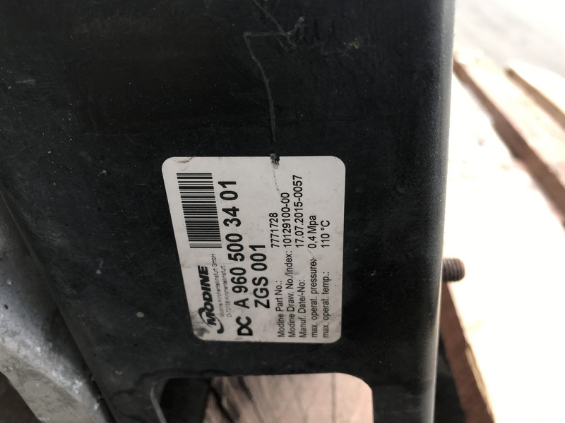 Mercedes-Benz Actros MP4 Koelerpakket Mercedes OM470LA 395 A 960 500 00 02 - Radiator for Truck: picture 3 Mercedes-Benz Actros MP4 Koelerpakket Mercedes OM470LA 395 A 960 500 00 02 - Radiator for Truck: picture 3