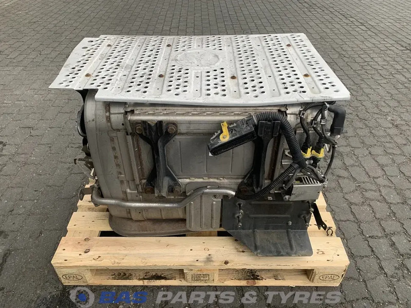 Mercedes-Benz Actros MP4 - Exhaust system for Truck: picture 3 Mercedes-Benz Actros MP4 - Exhaust system for Truck: picture 3