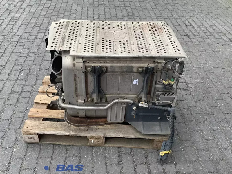 Mercedes-Benz Actros MP4 - Exhaust system for Truck: picture 3 Mercedes-Benz Actros MP4 - Exhaust system for Truck: picture 3