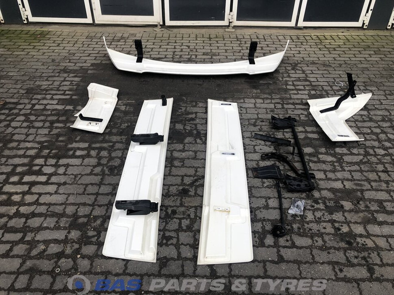 Mercedes-Benz Actros MP4 Spoilerset Mercedes StreamSpace L-cab L2H2 A 960 790 01 44 - Aerodynamics/ Spoiler for Truck: picture 4 Mercedes-Benz Actros MP4 Spoilerset Mercedes StreamSpace L-cab L2H2 A 960 790 01 44 - Aerodynamics/ Spoiler for Truck: picture 4