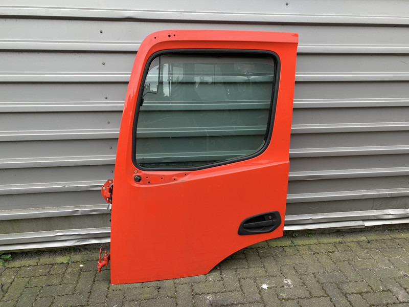 Mercedes-Benz Arocs - Door and parts for Truck: picture 1 Mercedes-Benz Arocs - Door and parts for Truck: picture 1