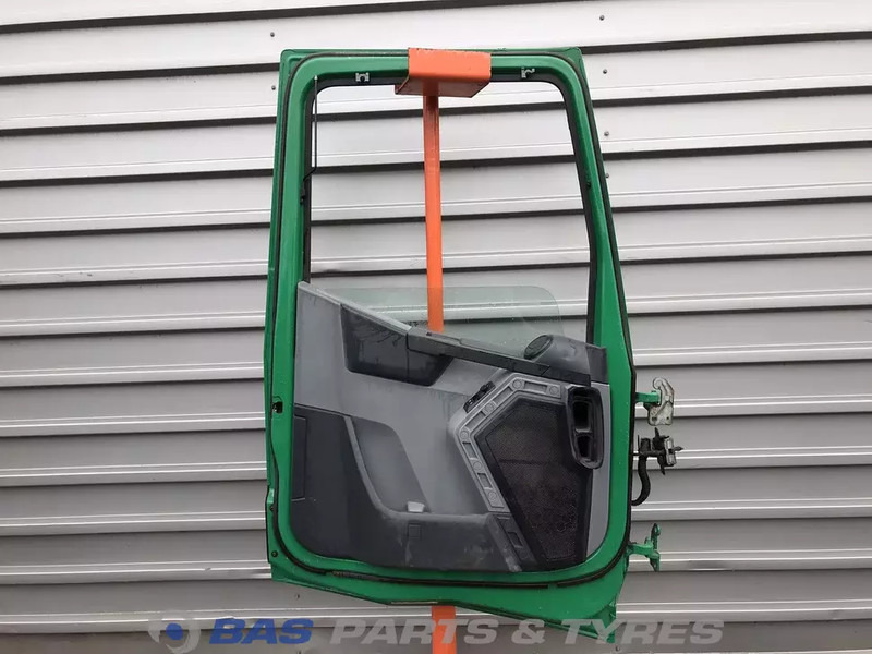 Renault C-Serie - Door and parts for Truck: picture 2 Renault C-Serie - Door and parts for Truck: picture 2