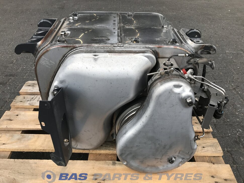 Renault - Muffler for Truck: picture 1 Renault - Muffler for Truck: picture 1
