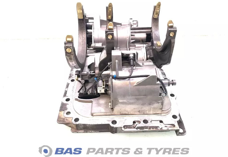 Renault Versnellingsbakdeksel Renault 7421244590 - Gearbox for Truck: picture 5 Renault Versnellingsbakdeksel Renault 7421244590 - Gearbox for Truck: picture 5