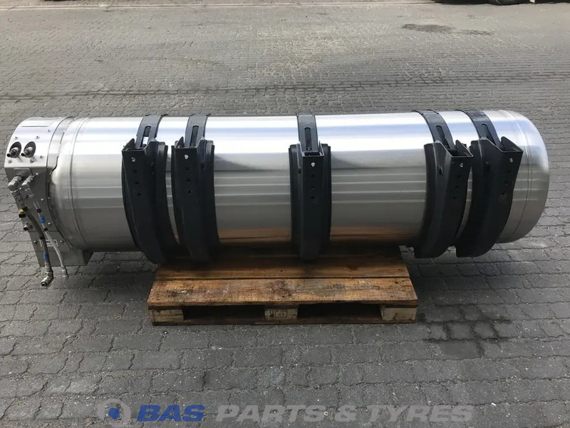 Scania - Fuel tank for Truck: picture 3 Scania - Fuel tank for Truck: picture 3