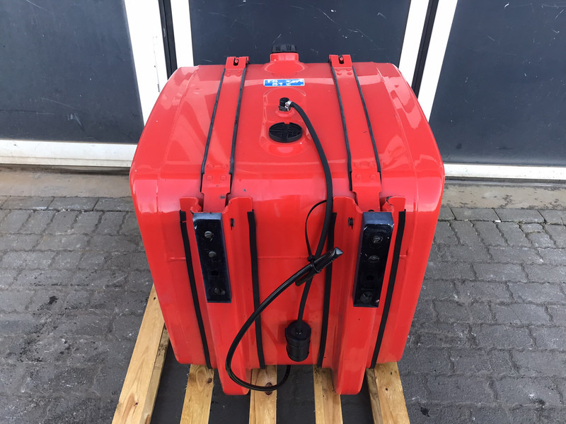 Scania - Fuel tank for Truck: picture 3 Scania - Fuel tank for Truck: picture 3