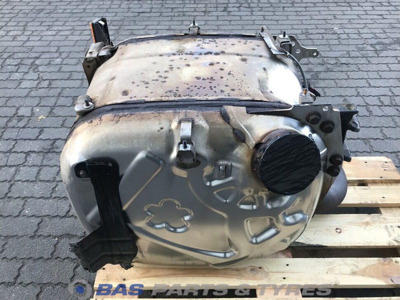 Scania Uitlaatdemper Scania 2521074 - Exhaust system for Truck: picture 1 Scania Uitlaatdemper Scania 2521074 - Exhaust system for Truck: picture 1