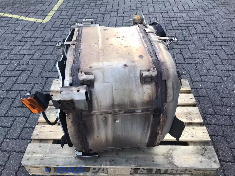 Scania Uitlaatdemper Scania 2521074 - Exhaust system for Truck: picture 4 Scania Uitlaatdemper Scania 2521074 - Exhaust system for Truck: picture 4