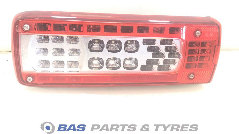 Volvo Achterlicht Rechts Volvo 21735299 - Tail light for Truck: picture 1 Volvo Achterlicht Rechts Volvo 21735299 - Tail light for Truck: picture 1