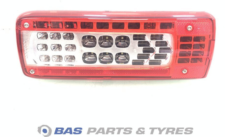 Volvo Achterlicht Rechts Volvo 23690771 - Tail light for Truck: picture 1 Volvo Achterlicht Rechts Volvo 23690771 - Tail light for Truck: picture 1