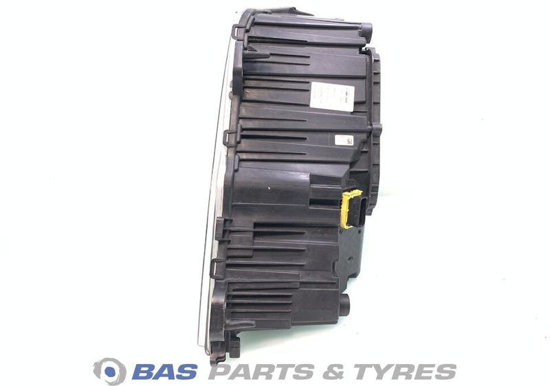 Volvo FH4B - Headlight for Truck: picture 2 Volvo FH4B - Headlight for Truck: picture 2