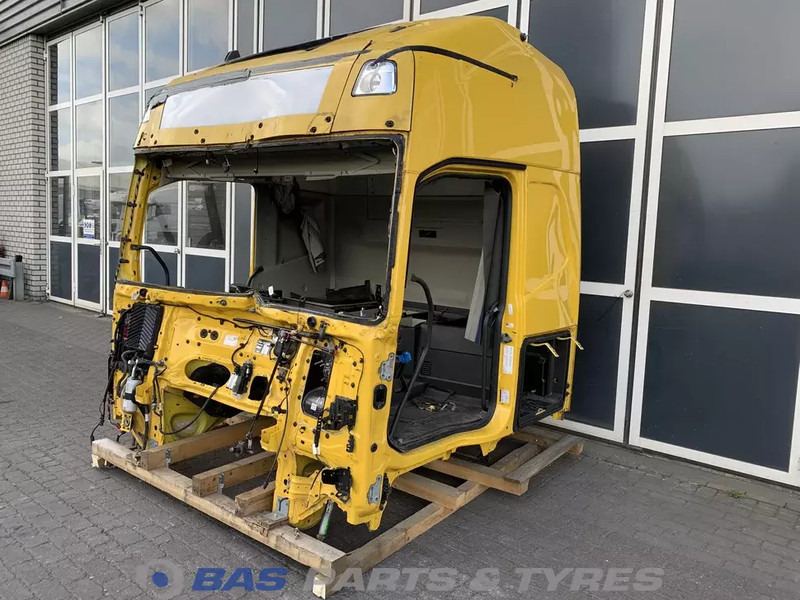 Volvo FH4B - Cab and interior for Truck: picture 1 Volvo FH4B - Cab and interior for Truck: picture 1