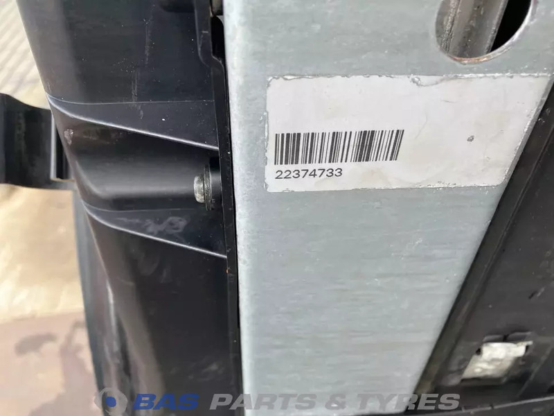 Volvo FM4 Koelerpakket Volvo D11K 370 K1 21649624 - Radiator for Truck: picture 3 Volvo FM4 Koelerpakket Volvo D11K 370 K1 21649624 - Radiator for Truck: picture 3