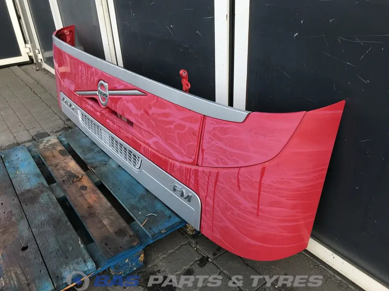 Volvo FM4 - Grill for Truck: picture 2 Volvo FM4 - Grill for Truck: picture 2