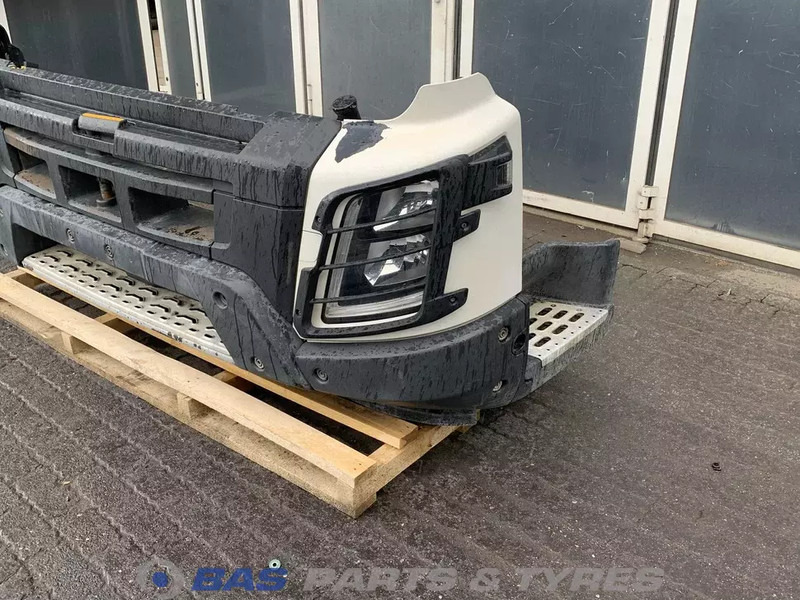 Volvo FMX Euro 6 - Bumper for Truck: picture 2 Volvo FMX Euro 6 - Bumper for Truck: picture 2