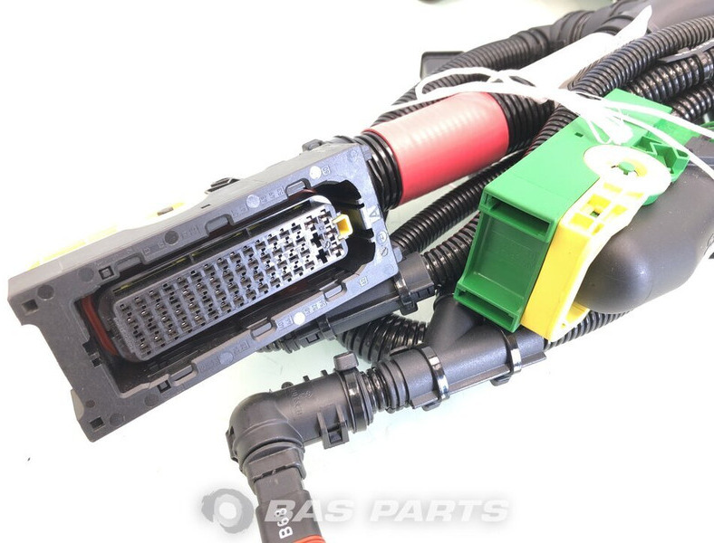 Volvo Kabelboom Volvo 15188655 - Cables/ Wire harness for Truck: picture 3 Volvo Kabelboom Volvo 15188655 - Cables/ Wire harness for Truck: picture 3