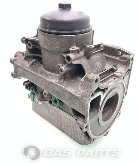 Volvo - Oil cooler for Truck: picture 2 Volvo - Oil cooler for Truck: picture 2