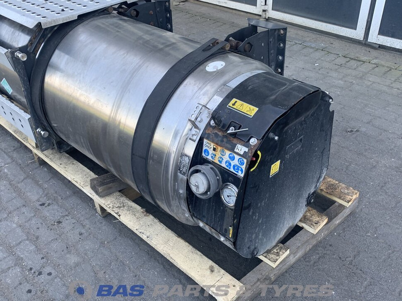 Volvo - Fuel tank for Truck: picture 2 Volvo - Fuel tank for Truck: picture 2
