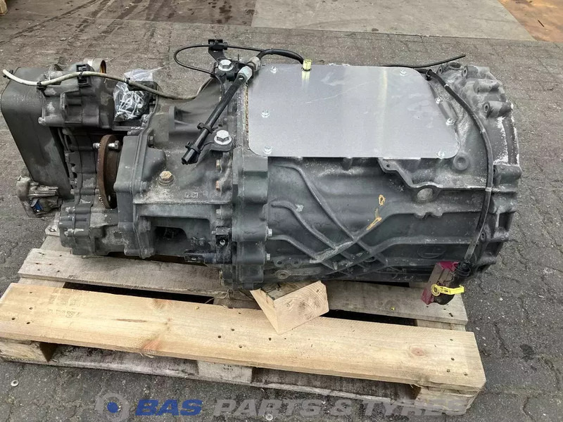 ZF XF106 - Gearbox for Truck: picture 3 ZF XF106 - Gearbox for Truck: picture 3