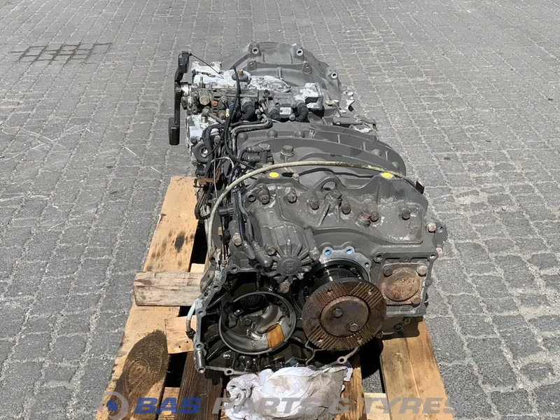 ZF XF106 - Gearbox for Truck: picture 2 ZF XF106 - Gearbox for Truck: picture 2