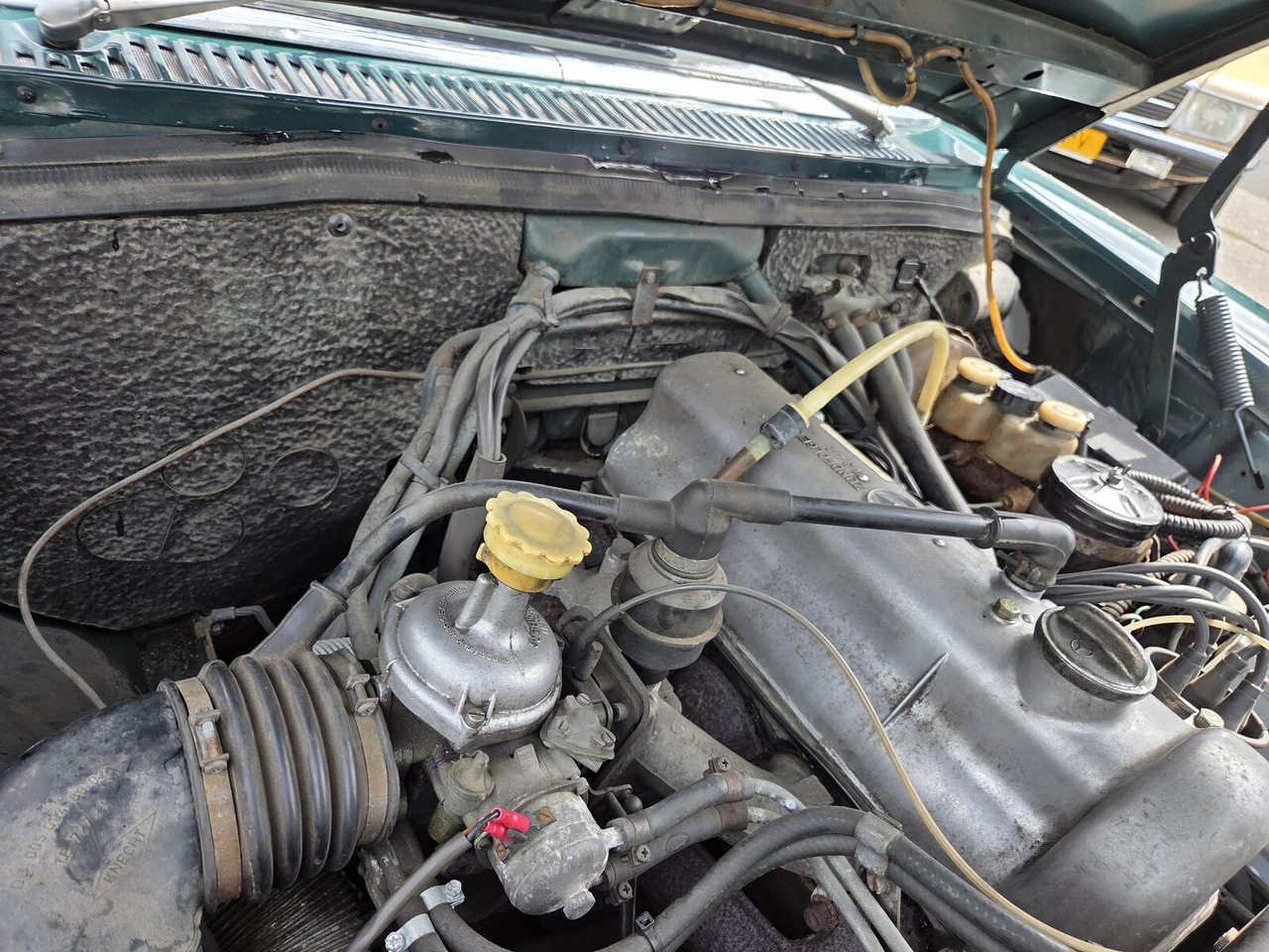 Car Mercedes-Benz 220 (W115) auto: picture 15 Car Mercedes-Benz 220 (W115) auto: picture 15