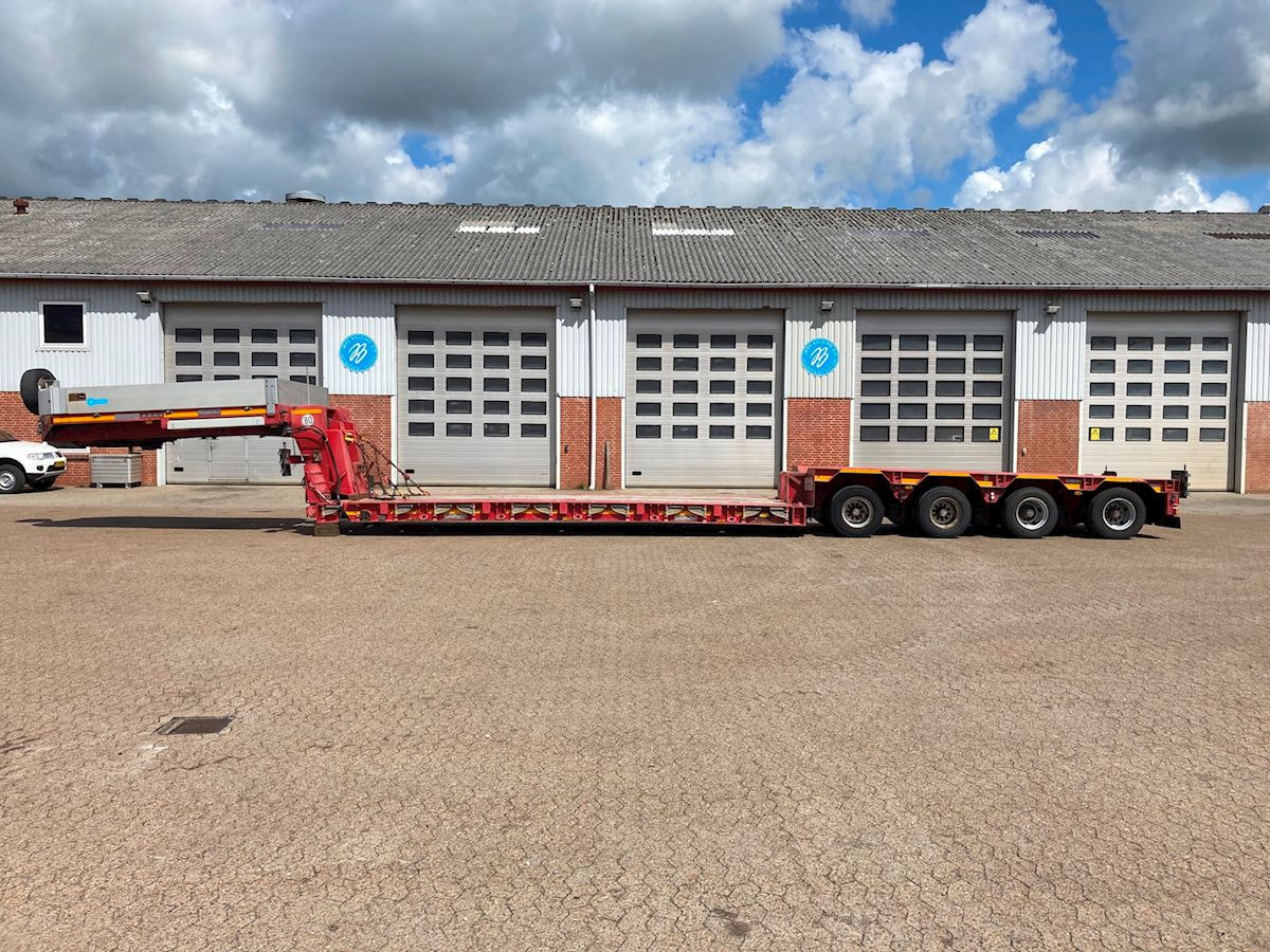 Goldhofer STZ-VL 4 A - Low loader semi-trailer: picture 2 Goldhofer STZ-VL 4 A - Low loader semi-trailer: picture 2