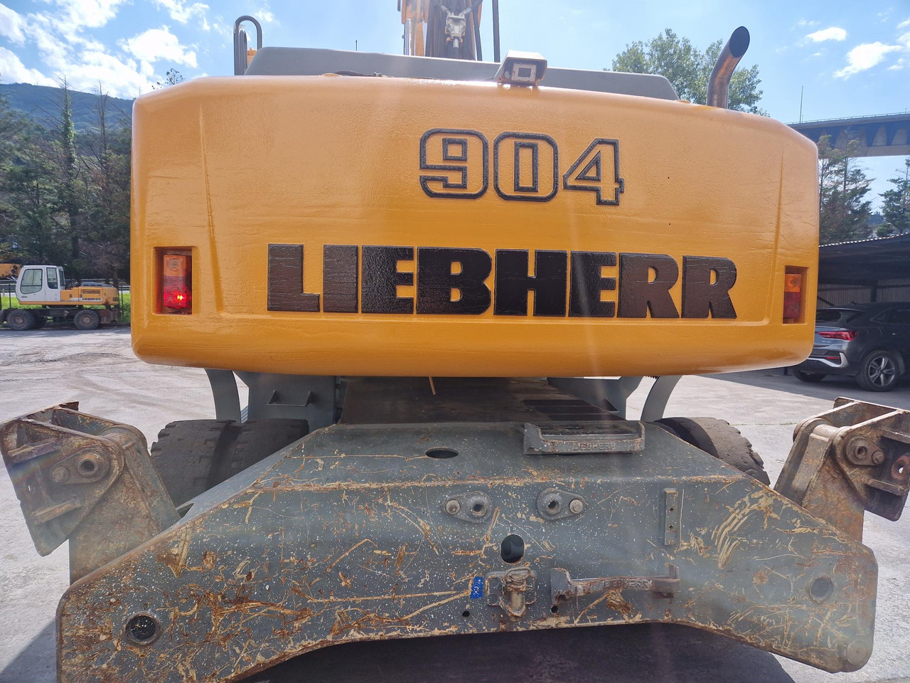 LIEBHERR A904C (2010) - Waste/ Industry handler: picture 2 LIEBHERR A904C (2010) - Waste/ Industry handler: picture 2