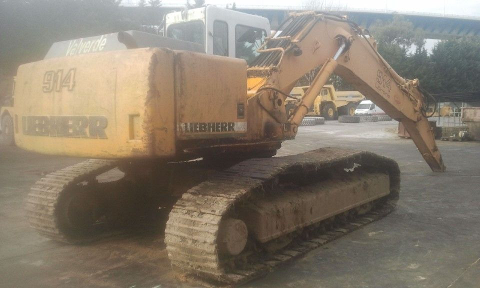 LIEBHERR R914LI S/N: 681-8569 (2001) Y S/N: 6406265 (1999) - Crawler excavator: picture 2 LIEBHERR R914LI S/N: 681-8569 (2001) Y S/N: 6406265 (1999) - Crawler excavator: picture 2