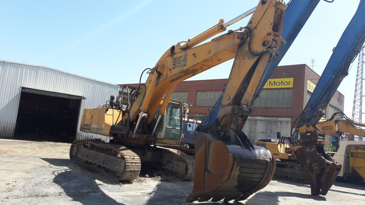 LIEBHERR R954B S/N: 629-8849 (2001) - Crawler excavator: picture 2 LIEBHERR R954B S/N: 629-8849 (2001) - Crawler excavator: picture 2