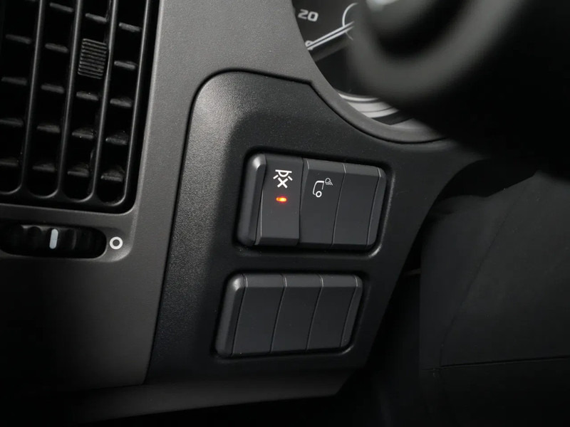 Tractor unit DAF XF 480 FT Super Space Cab, 2x Tanks: picture 17 Tractor unit DAF XF 480 FT Super Space Cab, 2x Tanks: picture 17