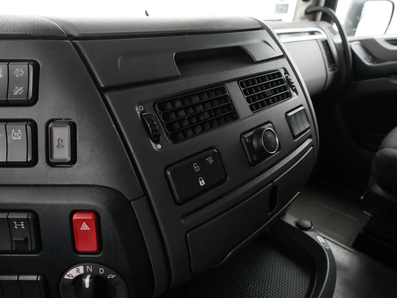 Tractor unit DAF XF 480 FT Super Space Cab, PTO Prep: picture 20