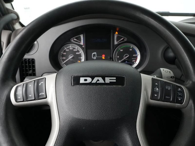 Tractor unit DAF XF 480 FT Super Space Cab, PTO Prep: picture 15