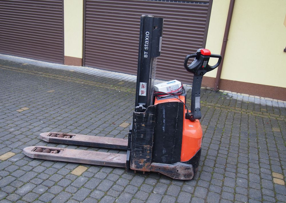 Wózek elektryczny Toyota  2013 - Electric forklift: picture 1 Wózek elektryczny Toyota  2013 - Electric forklift: picture 1