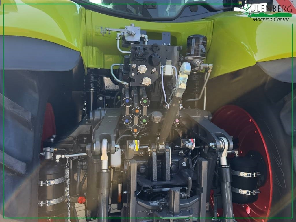 New Farm tractor Claas AXION 810 HEXA: picture 8